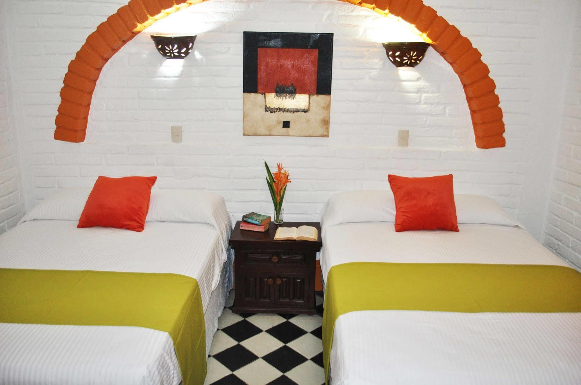 Hotel Hacienda De Vallarta Centro Puerto Vallarta Buitenkant foto