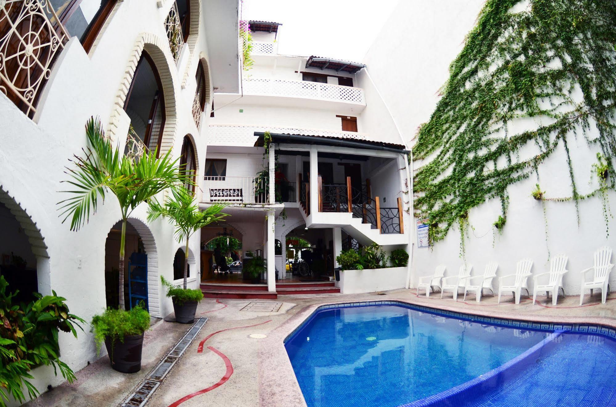 Hotel Hacienda De Vallarta Centro Puerto Vallarta Buitenkant foto